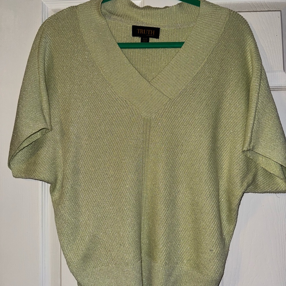 TRUTH Women's Green Sweater